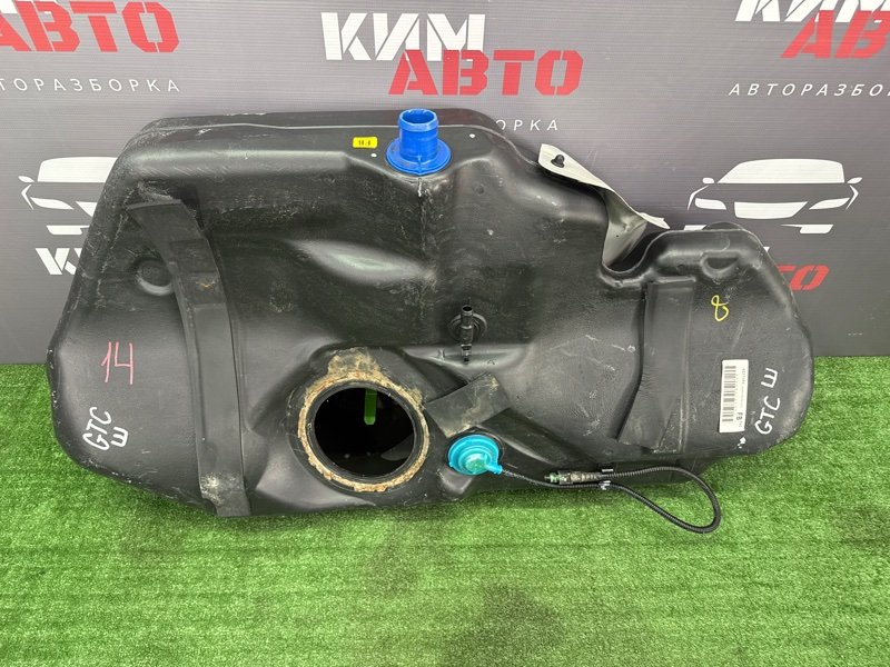 Бензобакбак топливный Opel Astra GTC