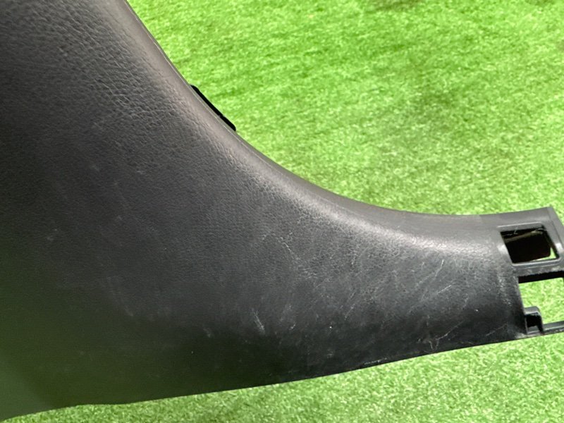 Накладка центральной стойки нижняя Hyundai Solaris 1 2013 RB