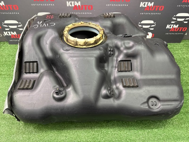 Бензобакбак топливный Honda Civic 4D