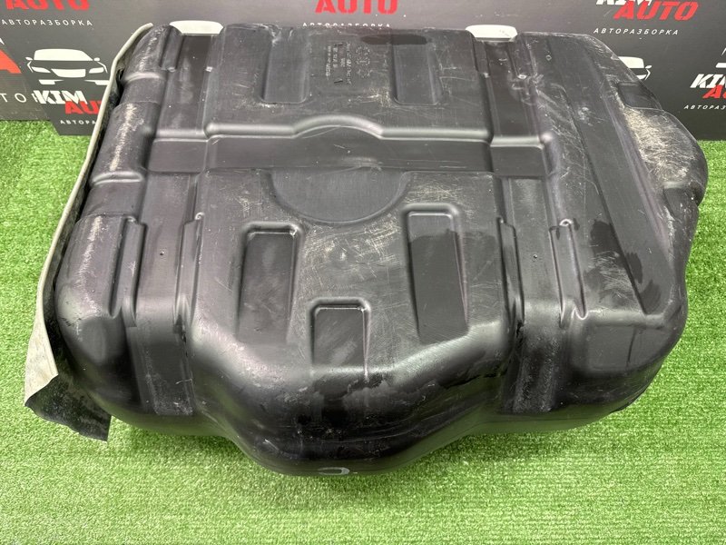 Бензобакбак топливный Honda Civic 4D