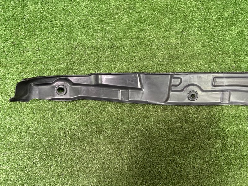 Пыльник крыла Hyundai Solaris 1 2013 RB