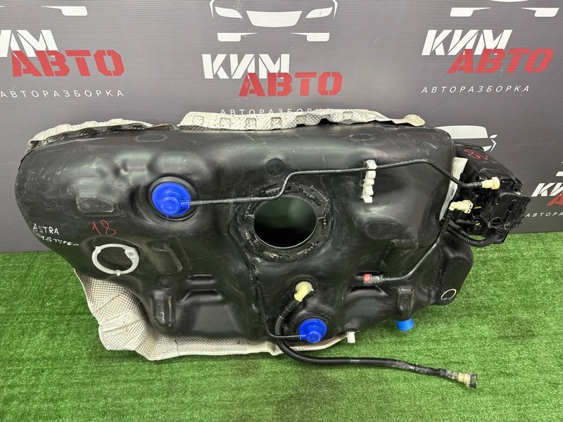 Бензобакбак топливный Opel Astra J