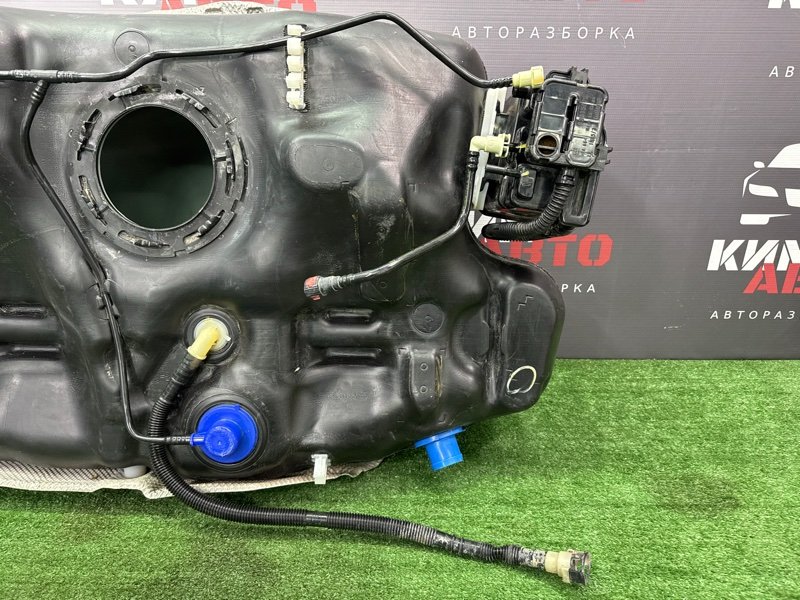 Бензобакбак топливный Opel Astra J