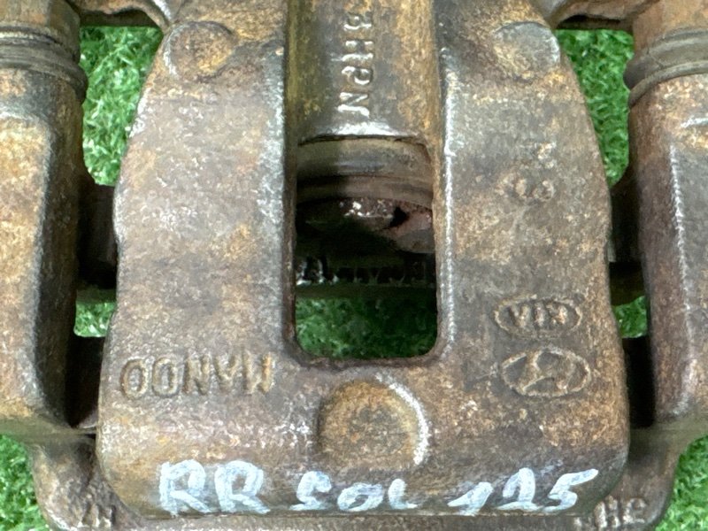 Суппорт тормозной Hyundai Solaris 1 2013 RB