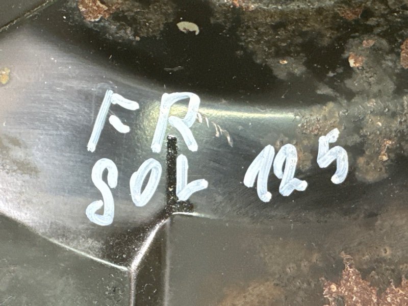 Кулак поворотный Hyundai Solaris 1 2013 RB