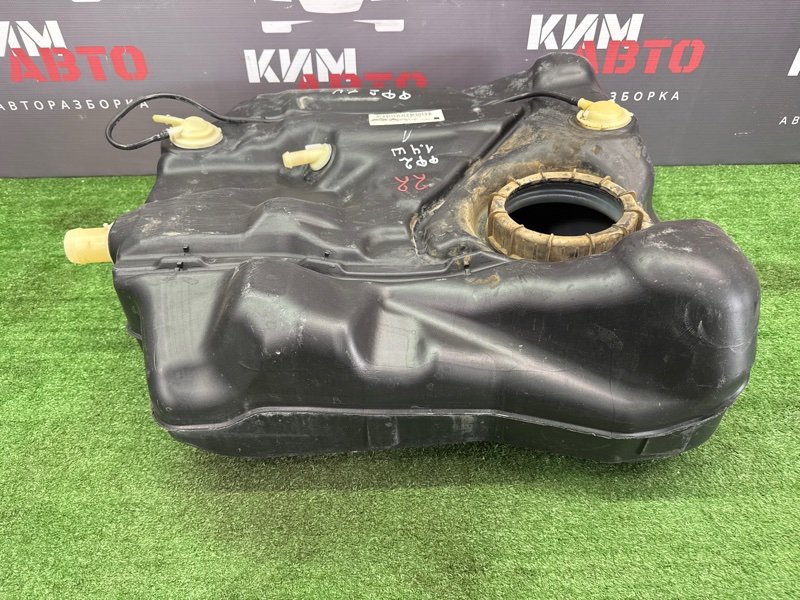 Бензобакбак топливный Ford Focus 2