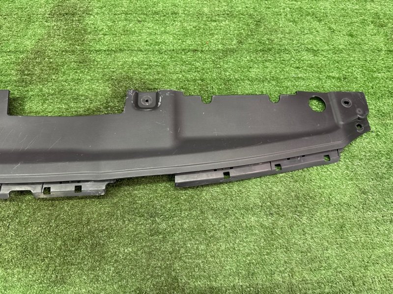 Накладка замка капота Hyundai Solaris 1 2013 RB