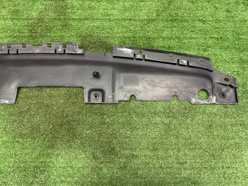 Накладка замка капота Hyundai Solaris 1 2013 RB