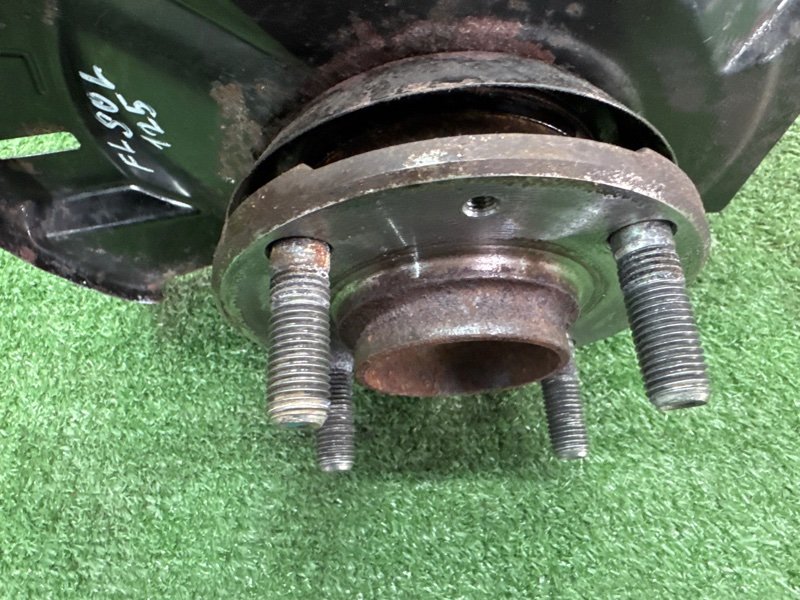 Кулак поворотный Hyundai Solaris 1 2013 RB