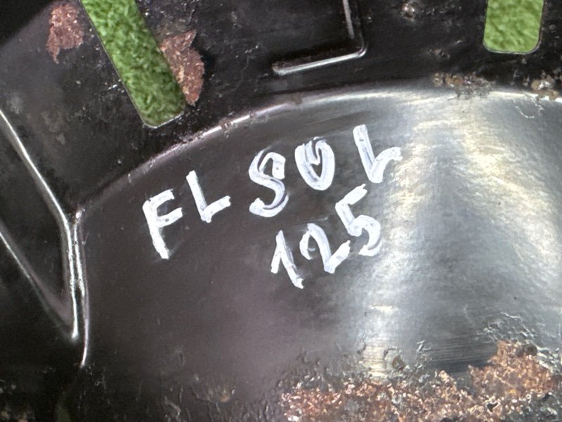 Кулак поворотный Hyundai Solaris 1 2013 RB