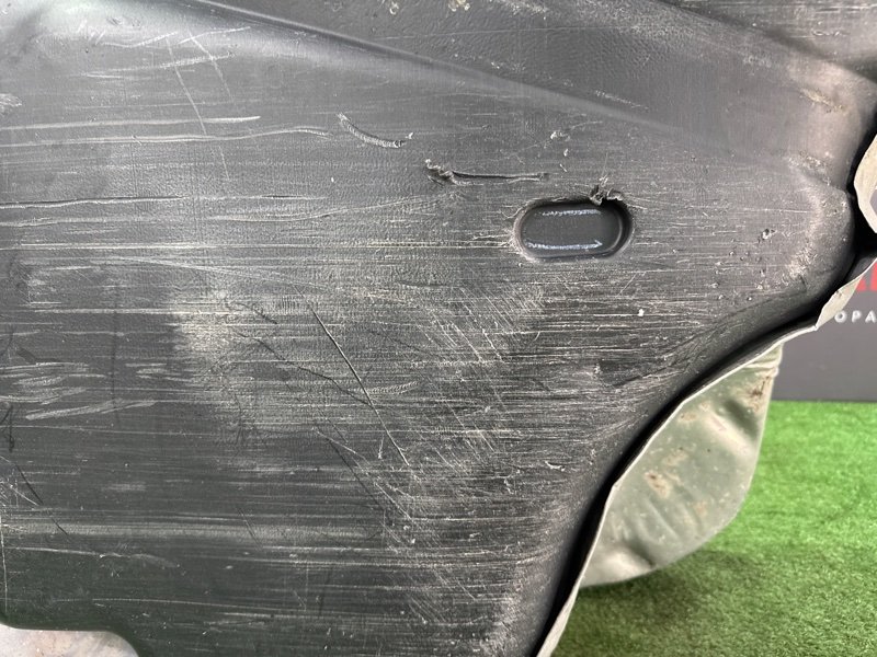 Бензобакбак топливный Volkswagen Golf 6