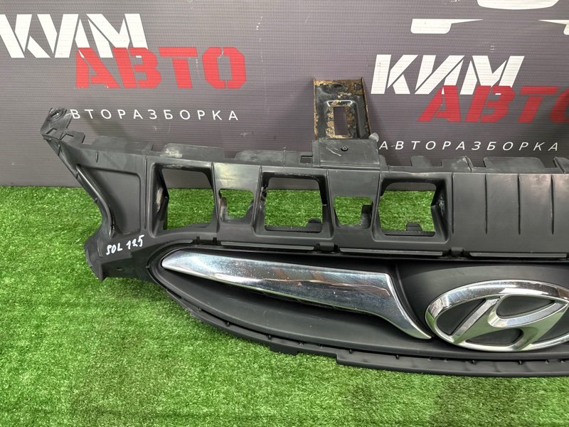 Решетка радиатора Hyundai Solaris 1 2013 RB