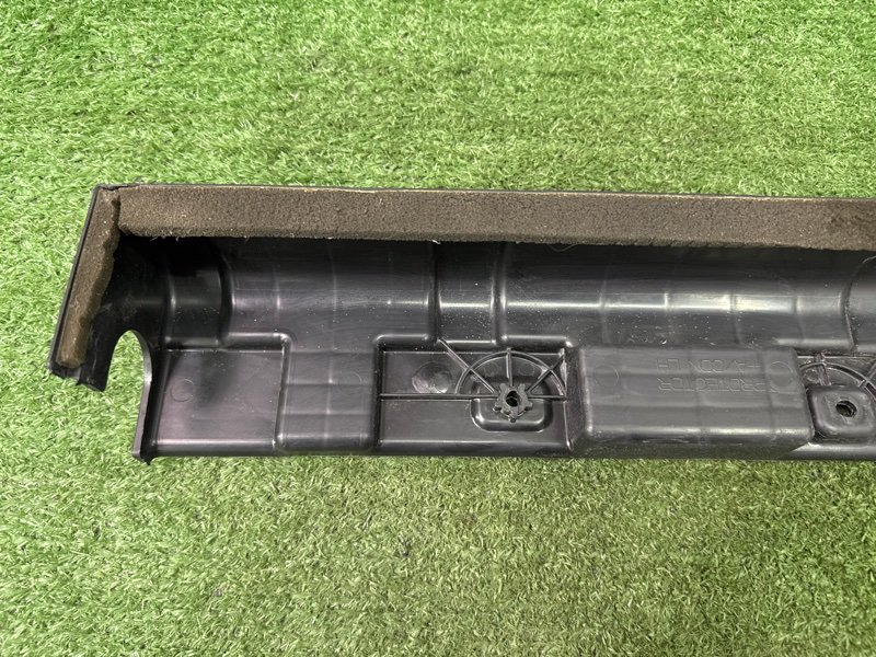 Дефлектор радиатора Hyundai Solaris 1 2013 RB