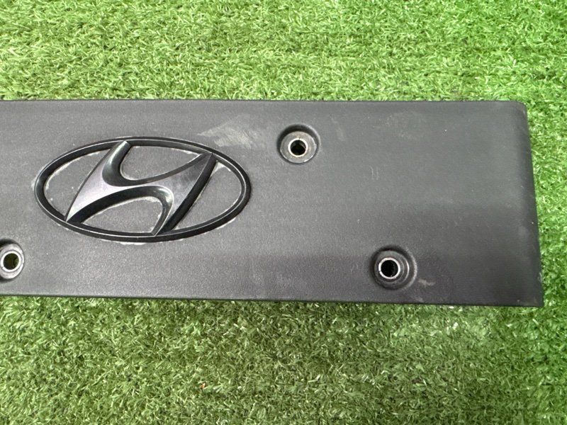 Декоративная накладка клапанной крышки Hyundai Solaris 1 2013 RB