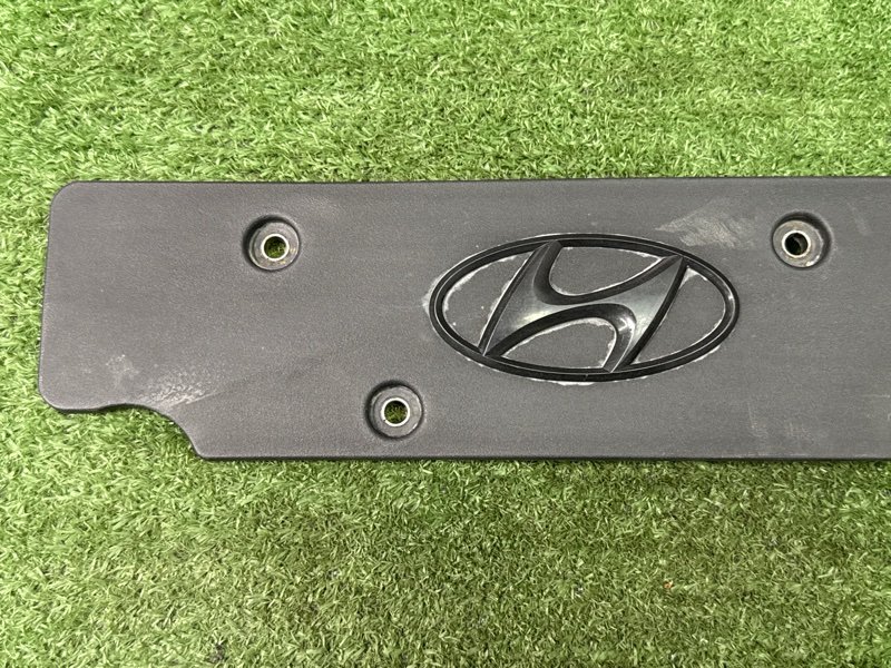 Декоративная накладка клапанной крышки Hyundai Solaris 1 2013 RB
