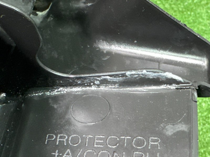 Дефлектор радиатора Hyundai Solaris 1 2013 RB