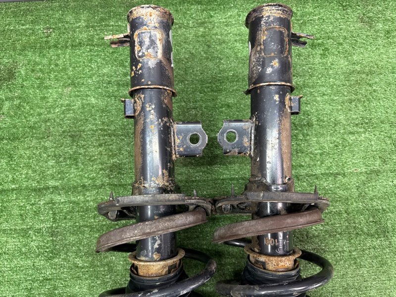 Амортизатор в сборе Hyundai Solaris 1 2013 RB