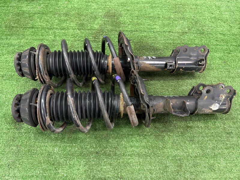 Амортизатор в сборе Hyundai Solaris 1 2013 RB