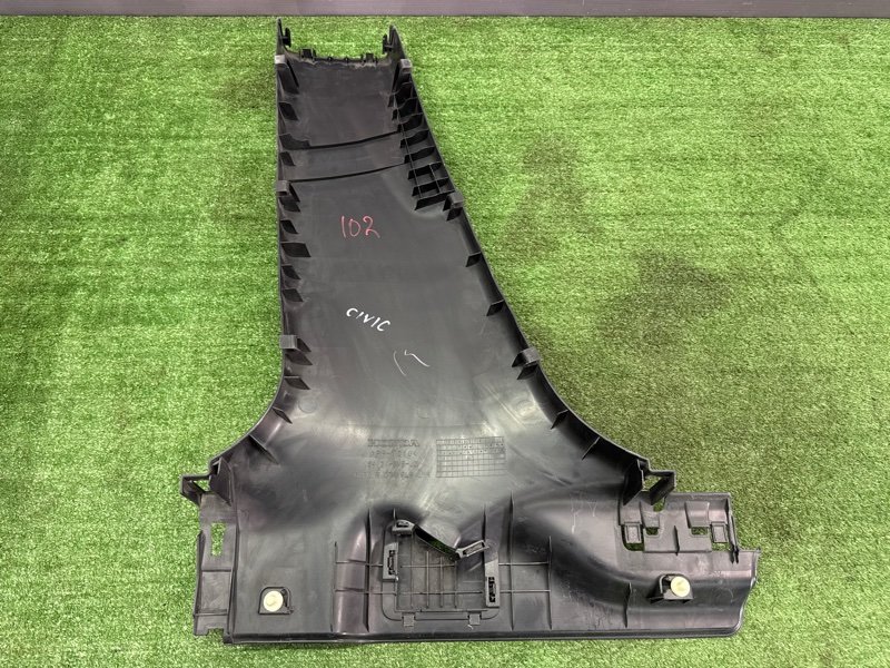 Обшивка стойки нижняя Honda civic