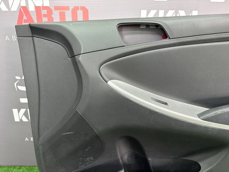 Обшивка двери Hyundai Solaris 1 2013 RB