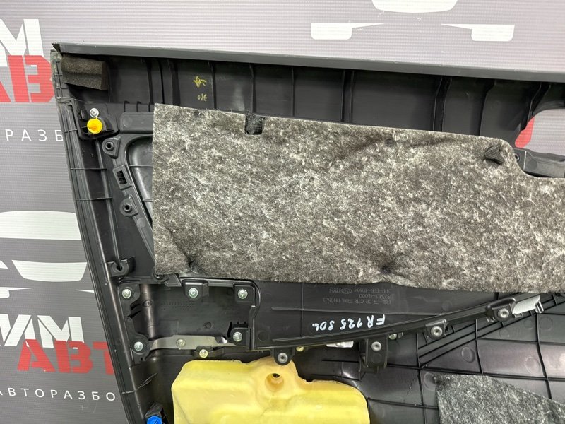 Обшивка двери Hyundai Solaris 1 2013 RB