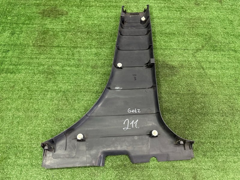 Накладка центральной стойки нижняя Hyundai Getz