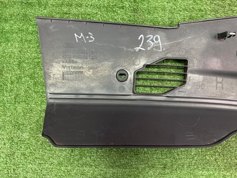 Накладка центральной консоли Ford Mondeo 3