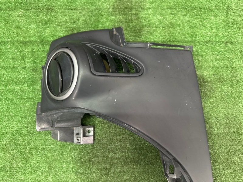 Накладка торпедо Mazda 3