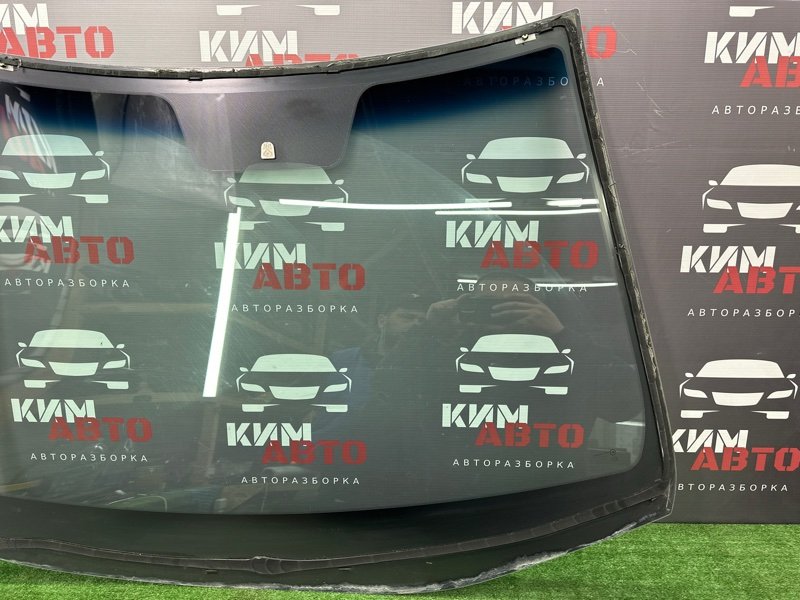 Стекло лобовое Hyundai Solaris 1 2013 RB