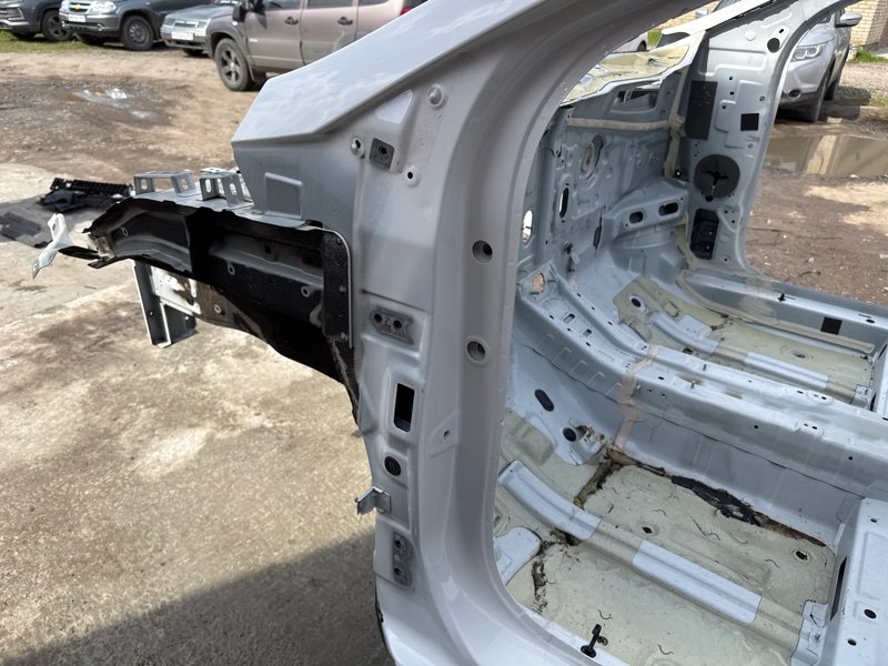 Передняя часть кузова Лонжероны Hyundai i30 2013