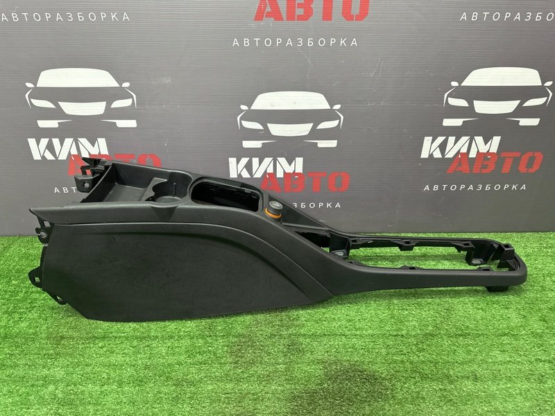 Консоль центральная Fiat Punto