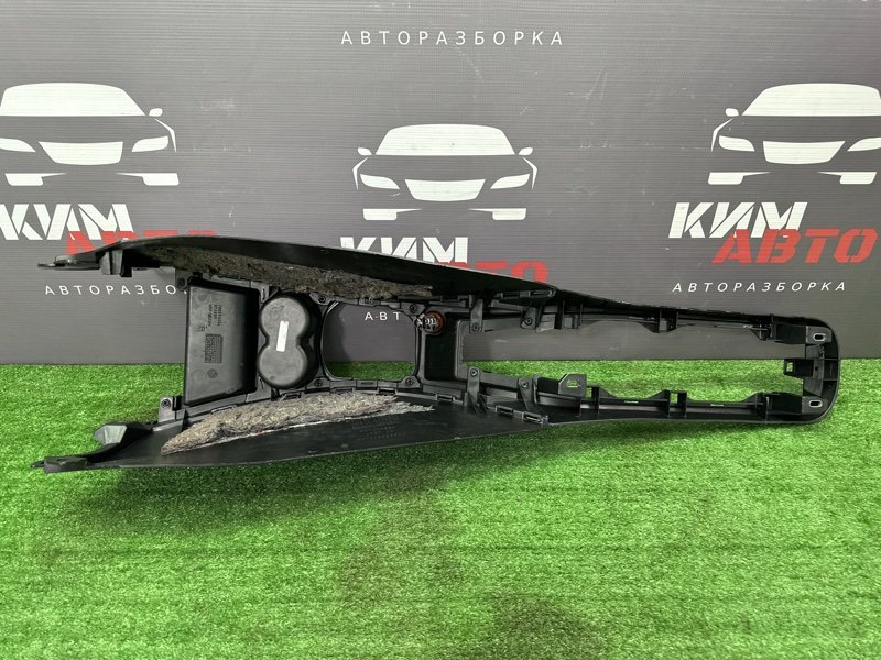 Консоль центральная Fiat Punto