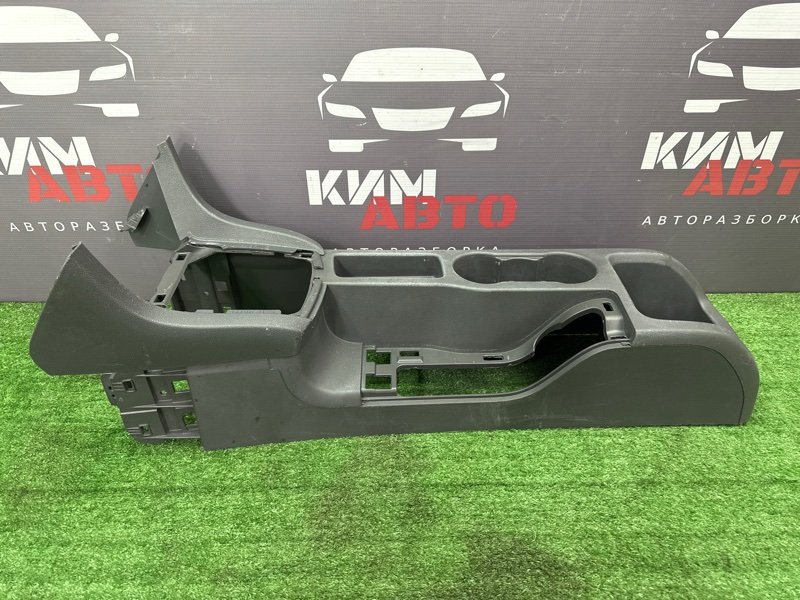 Консоль центральная Ford Focus 2
