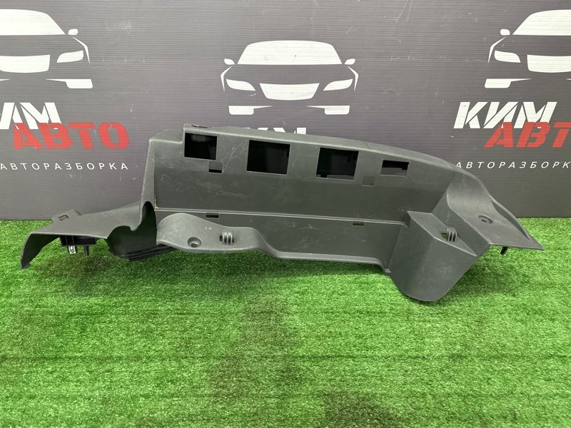 Опора полки багажника Ford Focus 2
