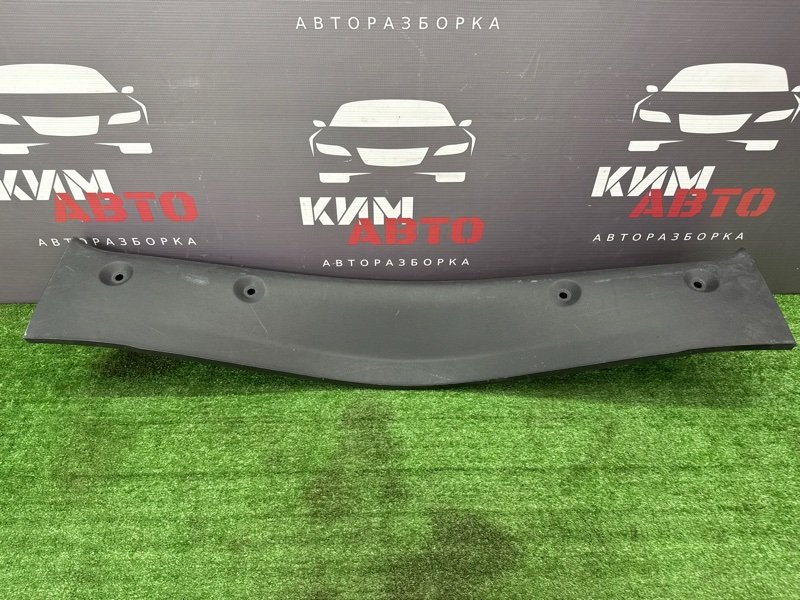 Накладка замка багажника Ford Focus 2