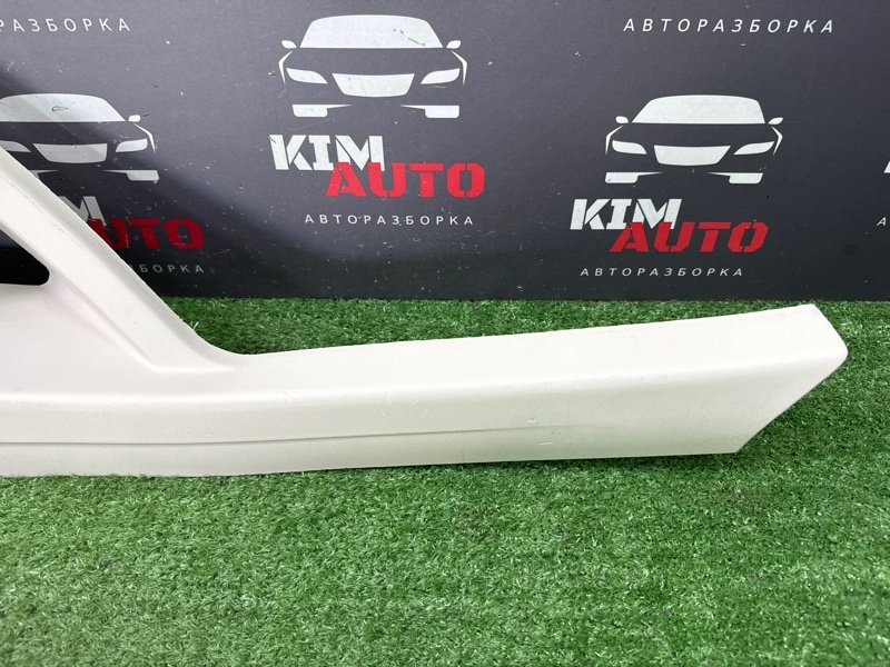 Накладка стойки лобового стекла Fiat Punto