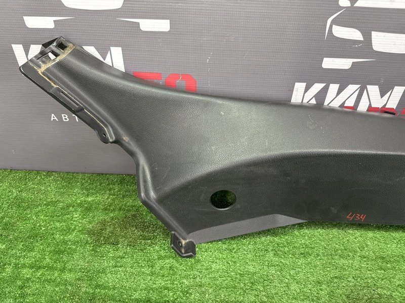 Накладка стойки нижняя Hyundai i30