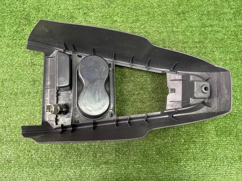 Консоль центральная Fiat Albea