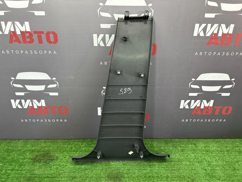 Накладка центральной стойки нижняя Ford Focus 2
