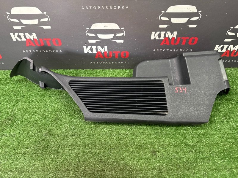 Держатель задней полки Skoda Fabia 1