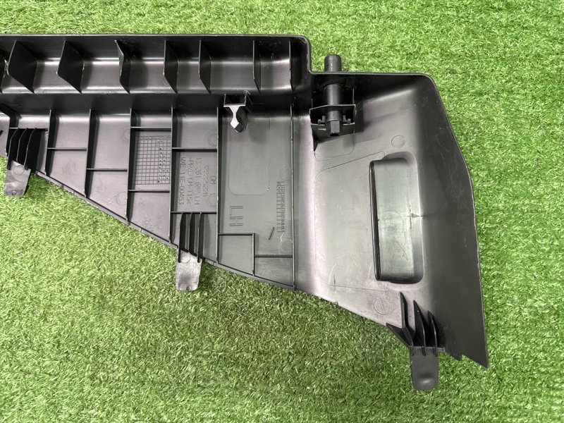 Опора полки багажника Opel Astra J