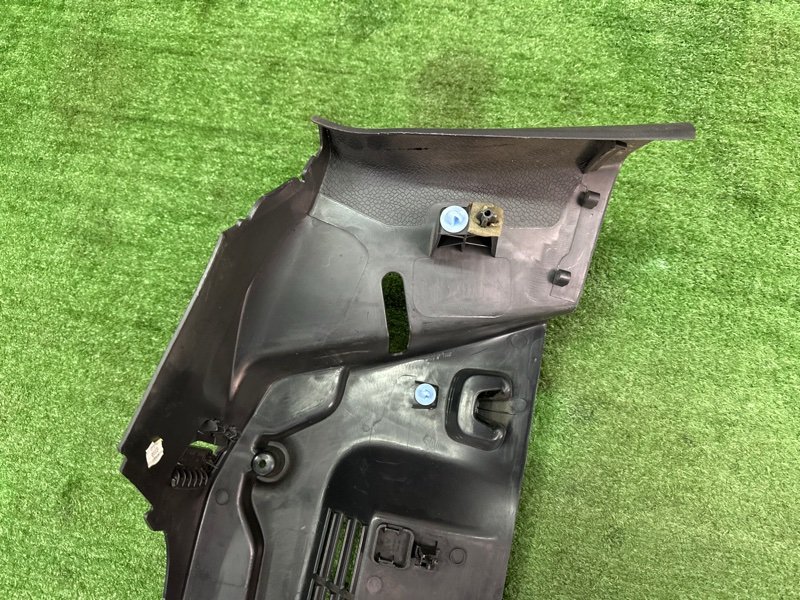 Опора полки багажника Citroen C 4 B 7