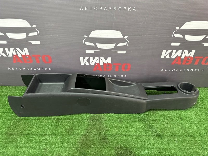 Консоль центральная Chevrolet Aveo T250
