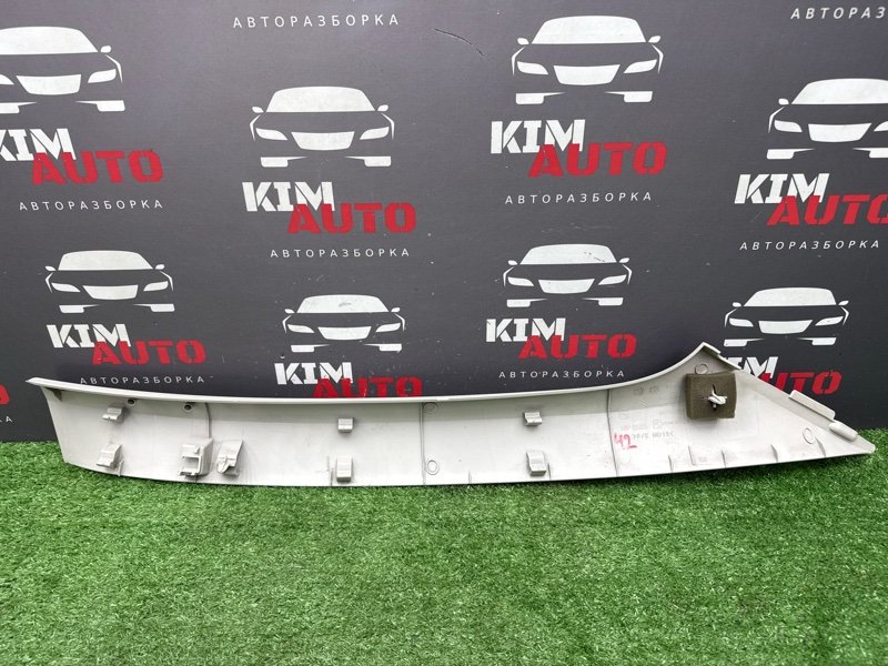 Накладка стойки лобового стекла Citroen C 4