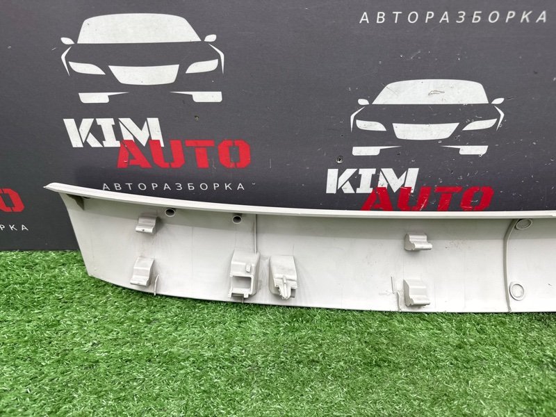 Накладка стойки лобового стекла Citroen C 4