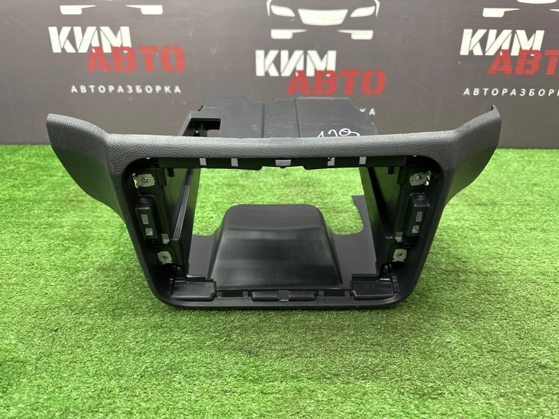 Рамка магнитолы Skoda Fabia 2