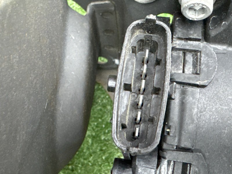 Педаль Fiat Albea