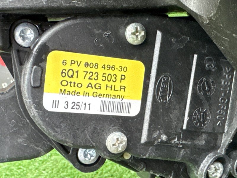 Педаль Volkswagen Polo 5