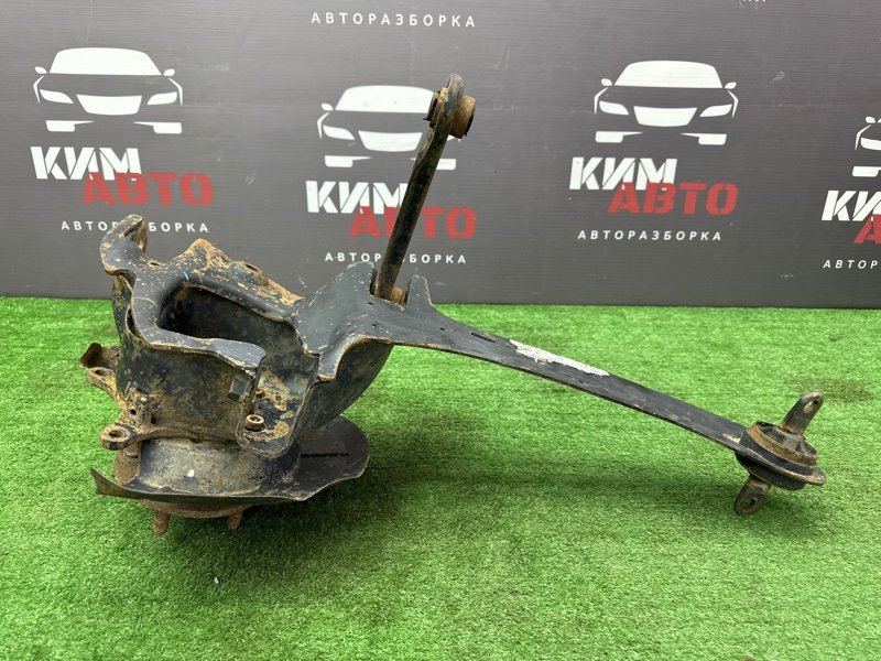 Кулак поворотный Ford Focus 2