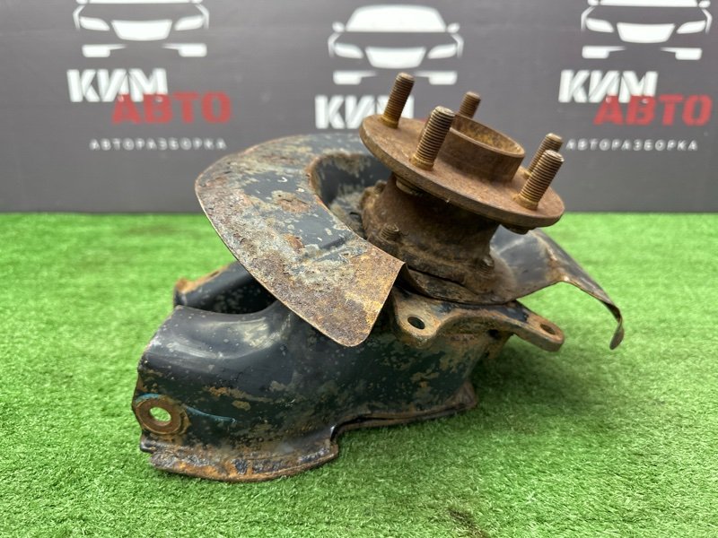 Кулак поворотный Ford Focus 2